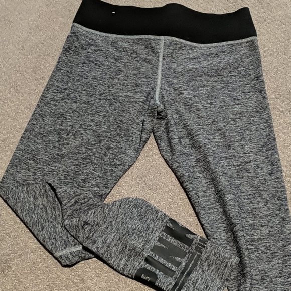 PINK yoga pants - Picture 2 of 4